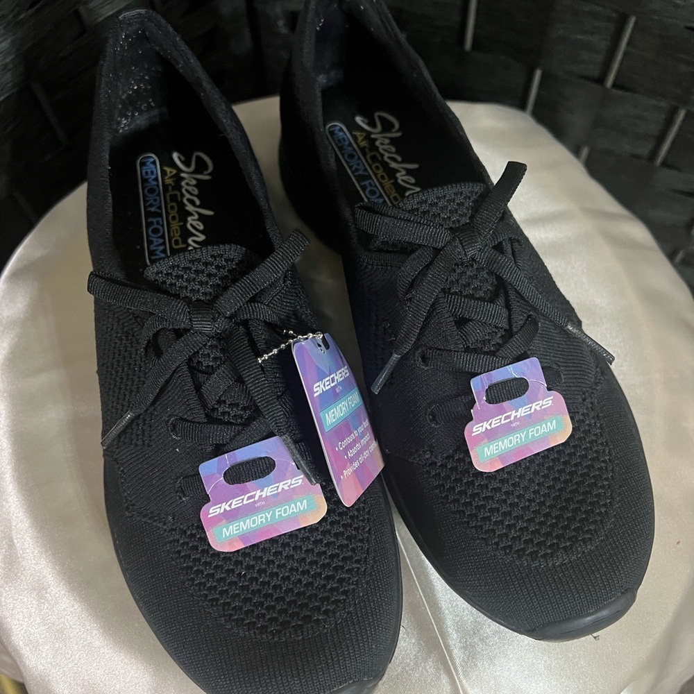 Skechers Women's Black Memory Foam Sneakers